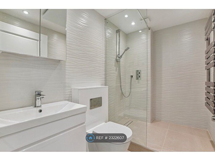 2 Bedroom Flat To Rent In Cosway Street, London, NW1