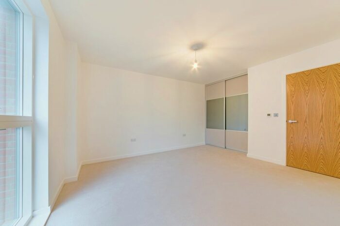 1 Bedroom Flat To Rent In Colindale Gardens, Lismore Boulevard, Colindale, London, NW9