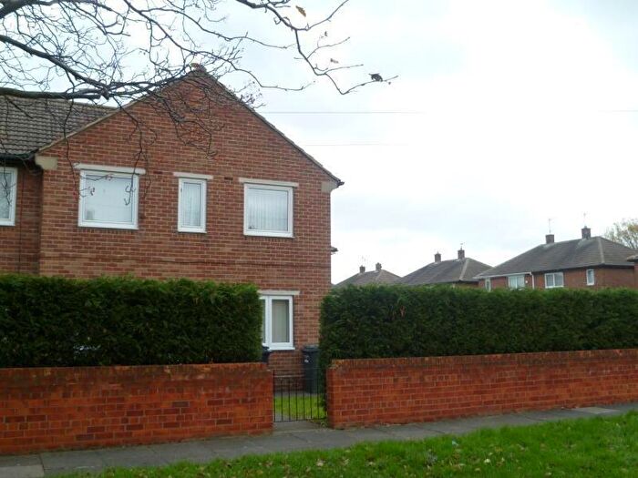 2 Bedroom Apartment To Rent In Grosvenor Crescent, Hebburn, Tyne And Wear, NE31