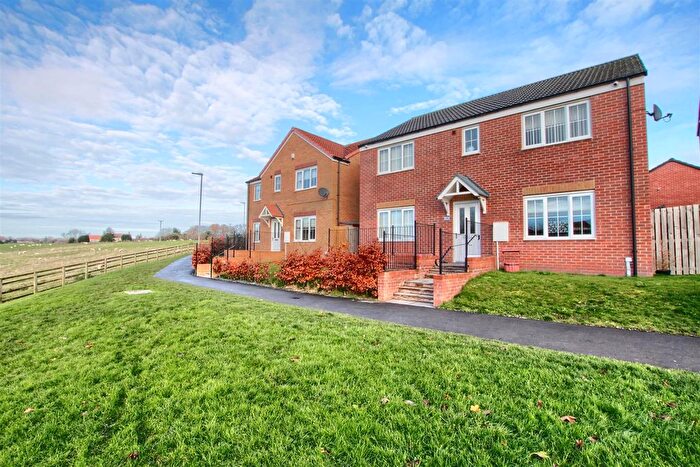 5 Bedroom Detached House For Sale In Galava Walk, Ingleby Barwick, TS17