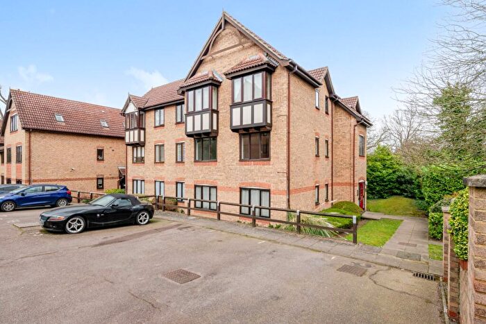1 Bedroom Apartment For Sale In Durham Avenue, Bromley, BR2