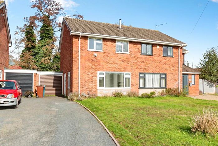 3 Bedroom Semi Detached House For Sale In Wolseley Road, Stafford, Staffordshire, ST16