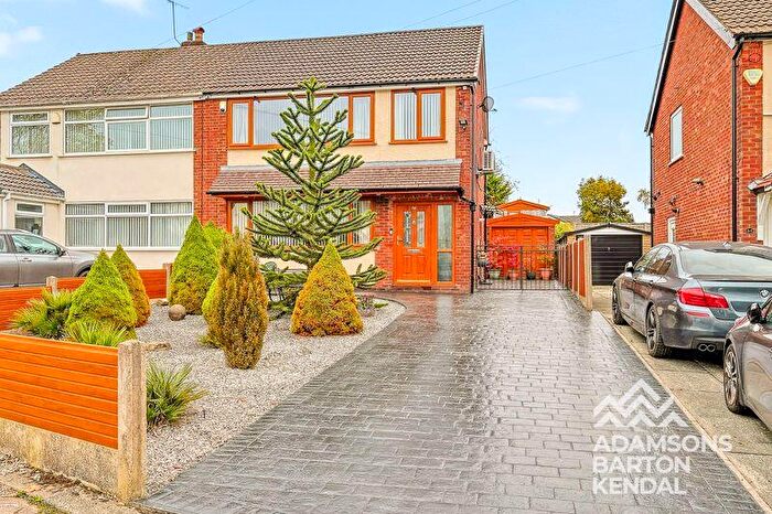3 Bedroom Semi-Detached House For Sale In War Office Road, Bamford, OL11
