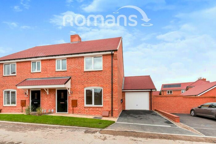 2 Bedroom Semi-Detached House To Rent In Boyce Drive, Tongham, GU10