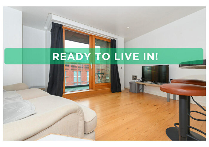 1 Bedroom Apartment For Sale In Candle House, Granary Wharf, LS1