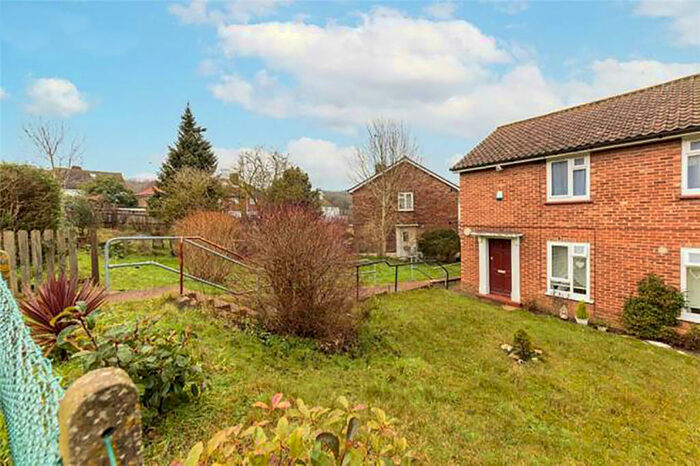 1 Bedroom Apartment To Rent In Hawkhurst Road, Brighton, BN1