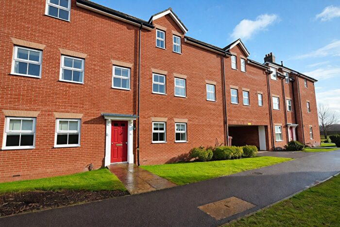 2 Bedroom Flat For Sale In Sandown Drive, Bourne, PE10
