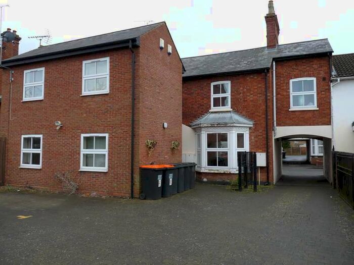 1 Bedroom Flat To Rent In Hockliffe Street, Leighton Buzzard, LU7
