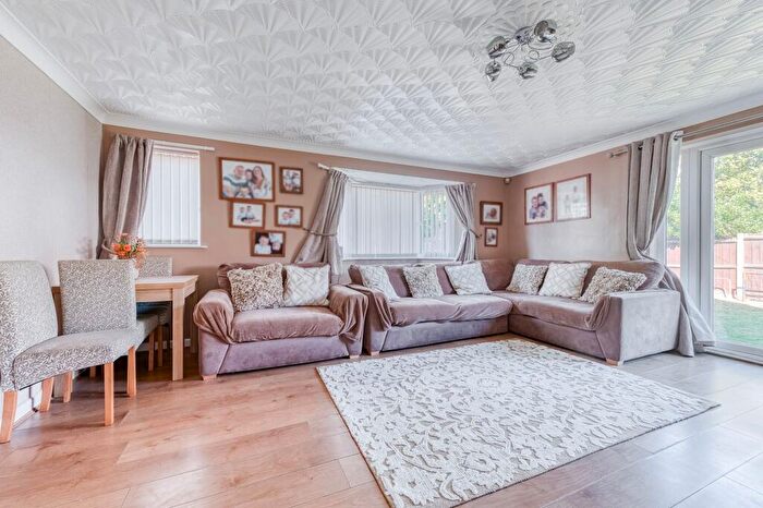 3 Bedroom Detached House For Sale In Laurel Road, Lowestoft, NR33