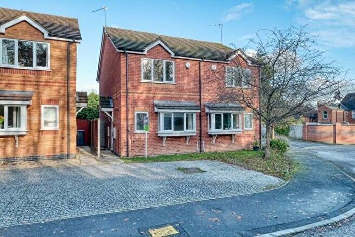 2 Bedroom Semi-Detached House To Rent In Beckett Close, Redditch, Worcestershire, B98
