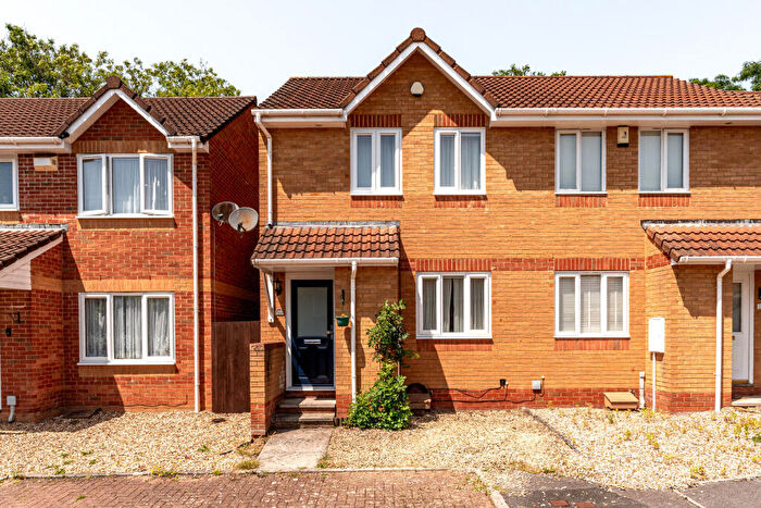2 Bedroom Semi-Detached House For Sale In Barkleys Hill, Stapleton, Bristol, BS16