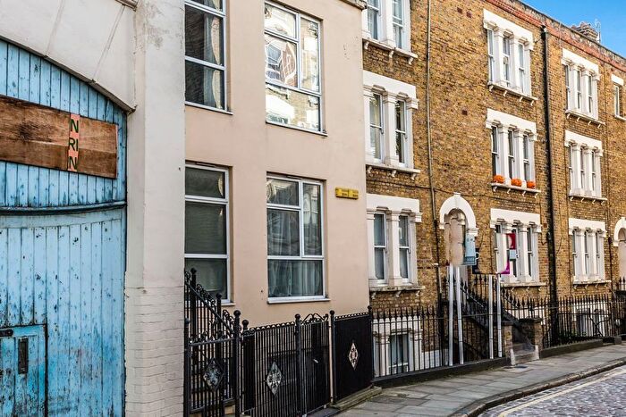 1 Bedroom Flat To Rent In Wicklow Street, London, WC1X