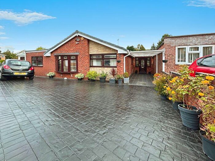 4 Bedroom Detached Bungalow For Sale In Sunningdale Close, Handsworth Wood, Birmingham, B20