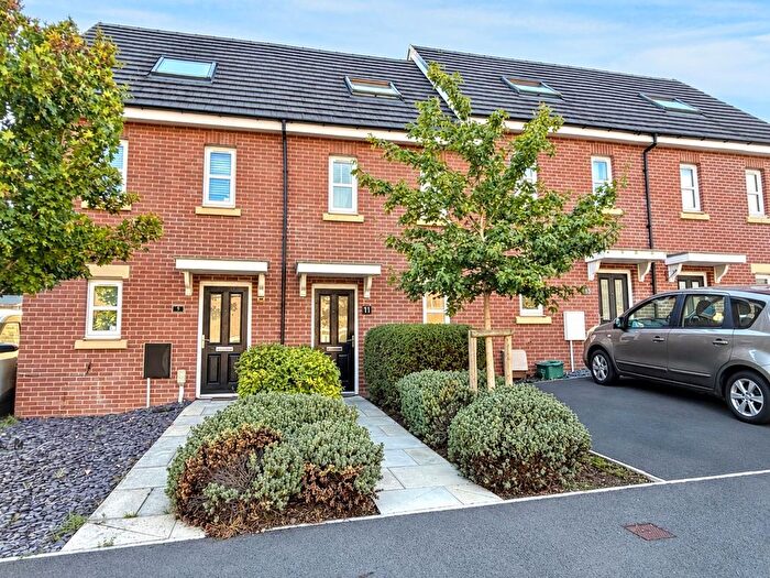 3 Bedroom Terraced House For Sale In Bowcott Avenue, Llantilio Pertholey, Abergavenny, NP7