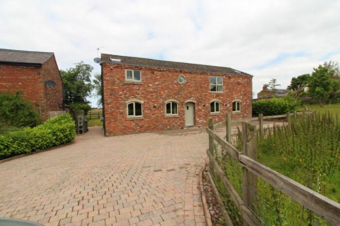 3 Bedroom Barn To Rent In Bescar Brow Lane, L40