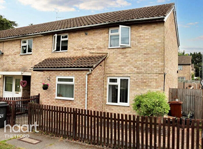 3 Bedroom End Of Terrace House For Sale In Ash Close, Thetford, IP24