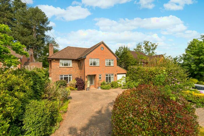 5 Bedroom Detached House To Rent In Cobham, KT11