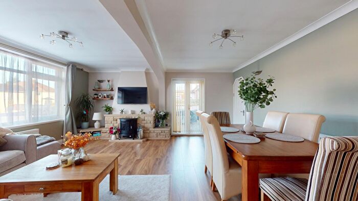 1 Bedroom Flat To Rent In Gilda Parade, Whitchurch, Bristol, BS14