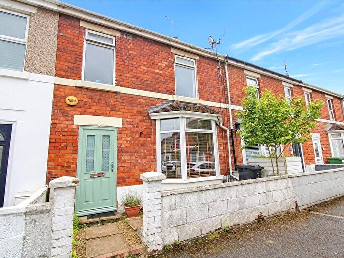 3 Bedroom Terraced House To Rent In Norman Road, Swindon, Wiltshire, SN2
