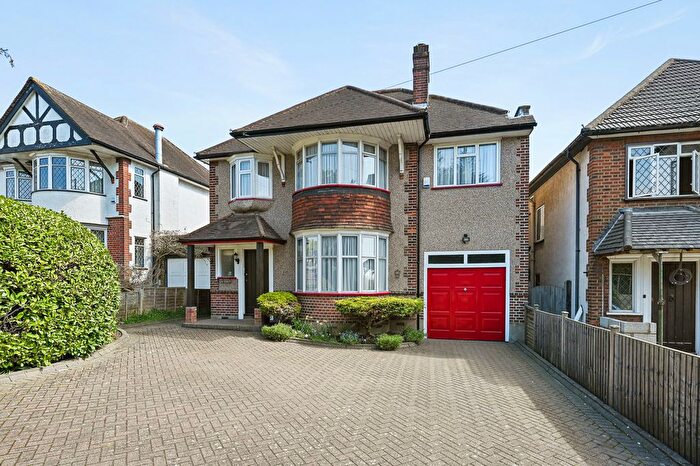 5 Bedroom Detached House For Sale In High Road, Harrow Weald, Harrow, HA3