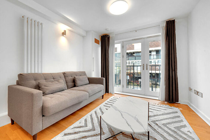 1 Bedroom Apartment To Rent In Cosmo Apartments, Westport Street, London, E1