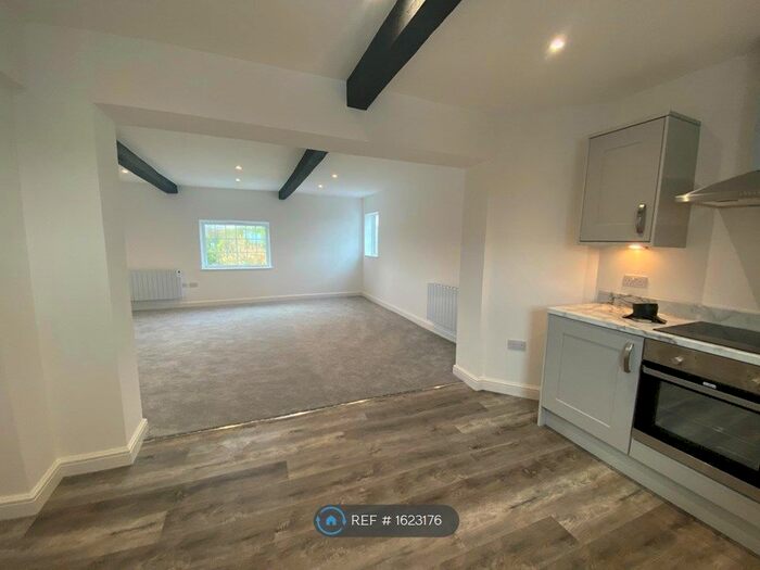 2 Bedroom Flat To Rent In Station Road, Hatton, Derby, DE65