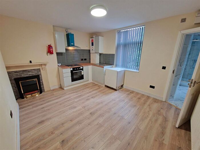 1 Bedroom Flat To Rent In Gravelly Hill, Erdington, Birmingham, B23