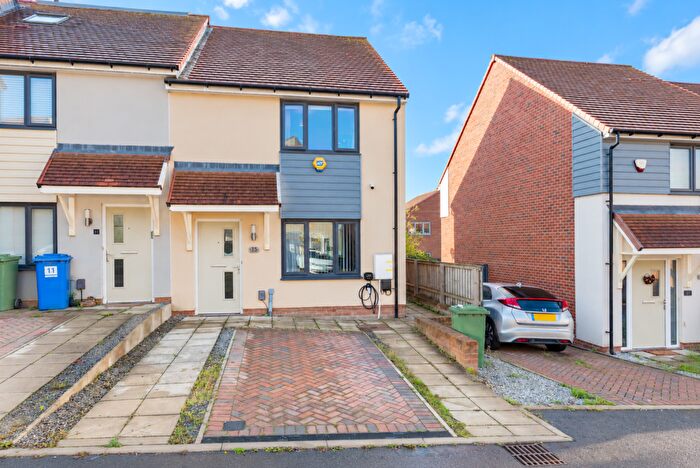 2 Bedroom End Of Terrace House For Sale In Walwick Fell, Newcastle, NE15