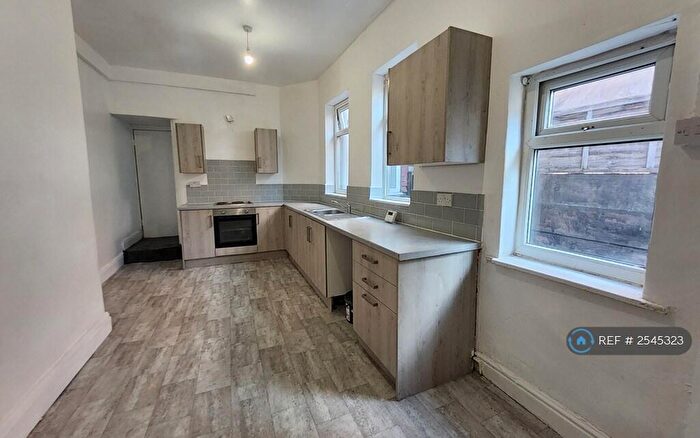 4 Bedroom Terraced House To Rent In Great Cheetham Street East, Salford, M7