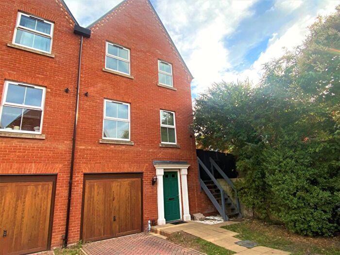 3 Bedroom Town House To Rent In Hawes Street, Ipswich, IP2