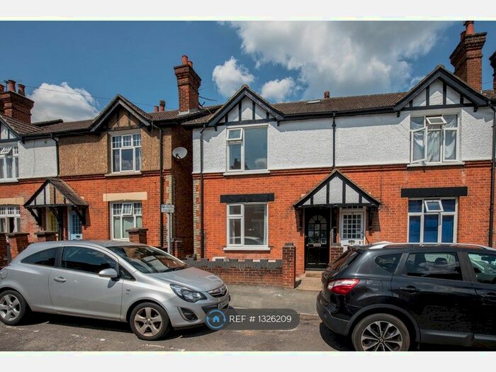 6 Bedroom Semi-Detached House To Rent In Rupert Road, Guildford GU2