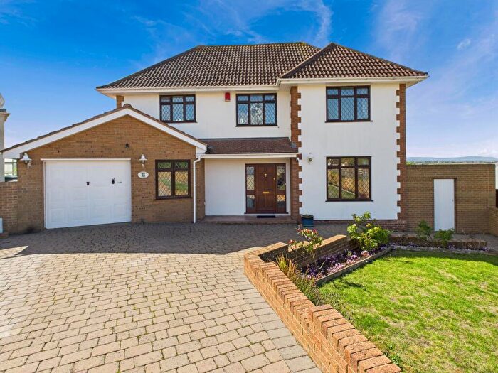 4 Bedroom Detached House For Sale In Purn Road, Bleadon Hill, Weston-Super-Mare, BS24