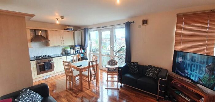 2 Bedroom Flat To Rent In Manbey Park Road, London, E15