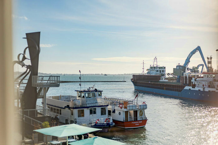 1 Bedroom Apartment To Rent In The Quay, Poole, BH15