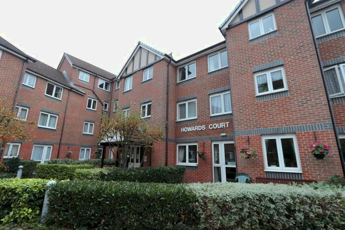 1 Bedroom Flat To Rent In Balmoral Road, Westcliff-On-Sea, SS0