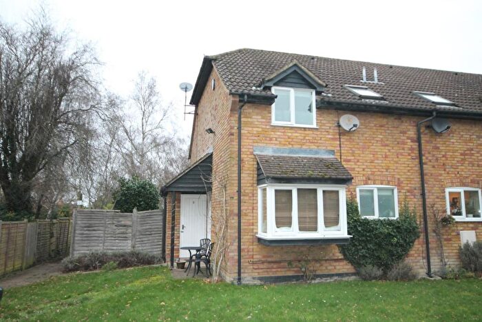 1 Bedroom Property To Rent In Byron Close, Twyford, RG10