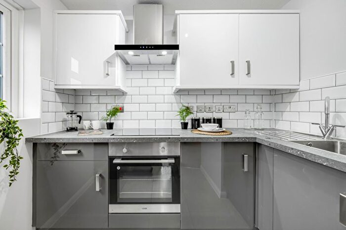 1 Bedroom Flat To Rent In Eagle Drive, London, NW9