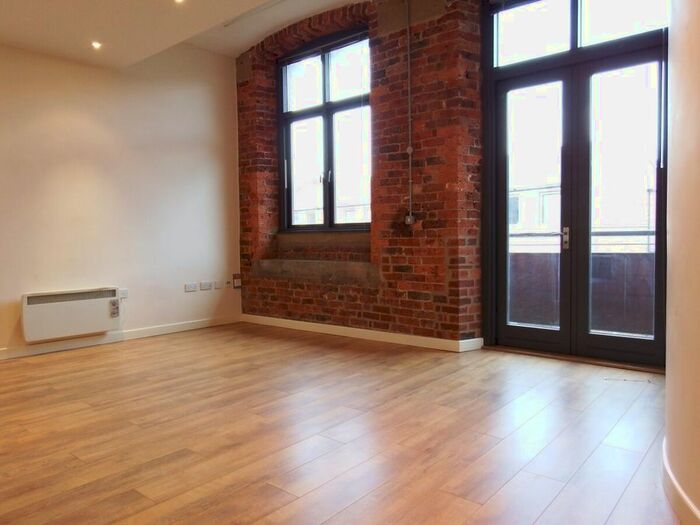2 Bedroom Flat To Rent In East Street, Leeds LS9