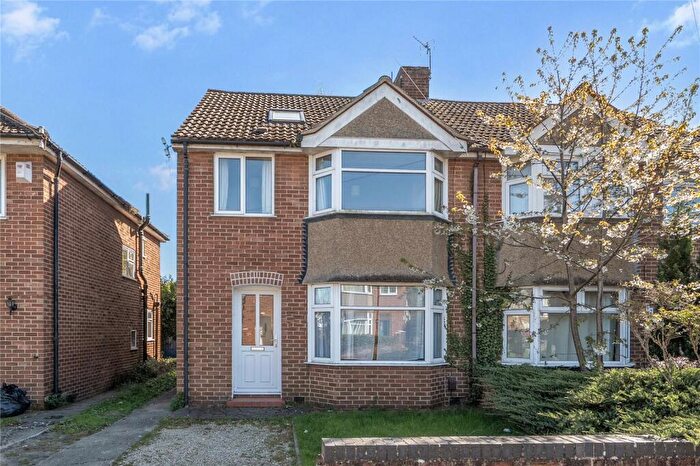 4 Bedroom Semi Detached House For Sale In St. Leonards Road, Headington, Oxford, OX3