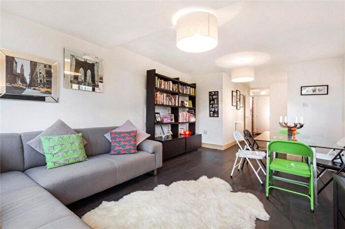 2 Bedroom Flat To Rent In Goldhurst Terrace, South Hampstead, NW6