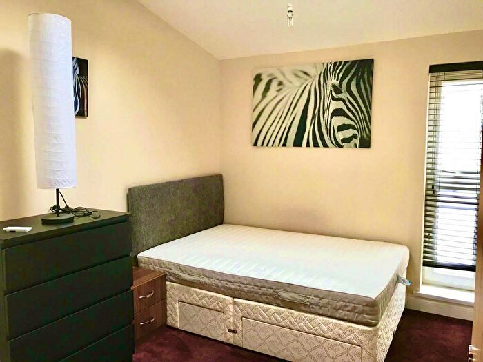 2 Bedroom Apartment To Rent In Tudor Street, Cardiff(City), CF11