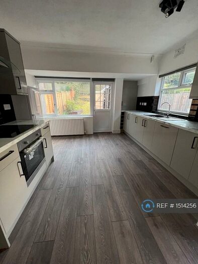 2 Bedroom Semi-Detached House To Rent In Reservoir Road, Selly Oak, Birmingham, B29