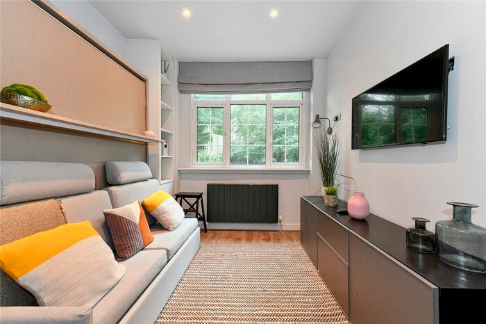 Studio To Rent In Oakley Square, Camden, NW1