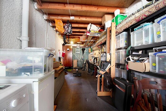 3 Bedroom End Of Terrace House For Sale In Brentmead Gardens, London, NW10