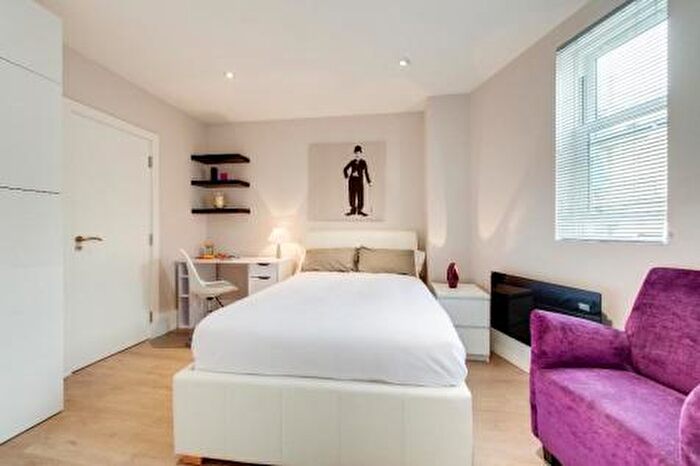 Studio To Rent In Lithos Road, London, NW3