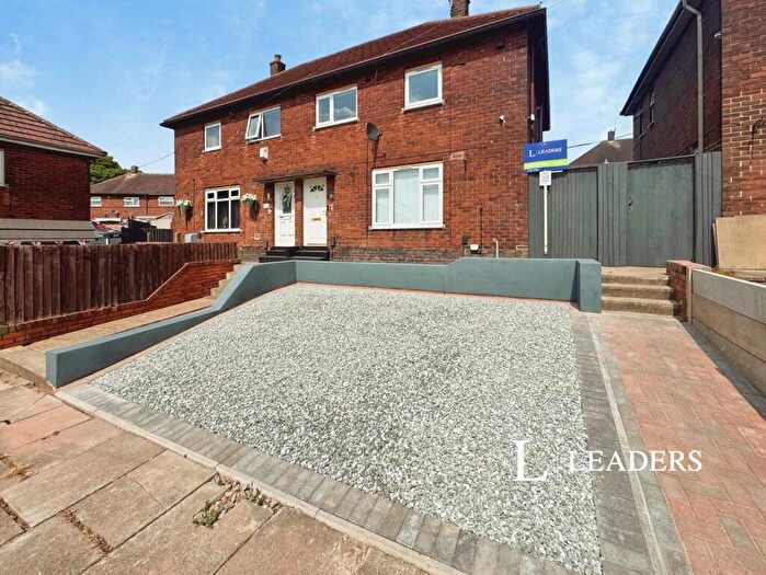 3 Bedroom Semi-Detached House To Rent In Thornham Green, Stoke-on-Trent, Staffordshire, ST2