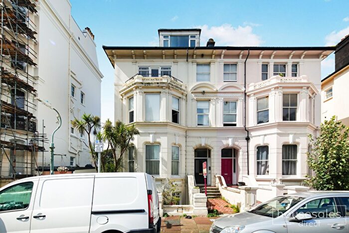 1 Bedroom Flat For Sale In St Aubyns, Hove, BN3