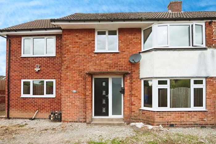 4 Bedroom Semi-Detached House For Sale In Blackstock Road, Sheffield, S14