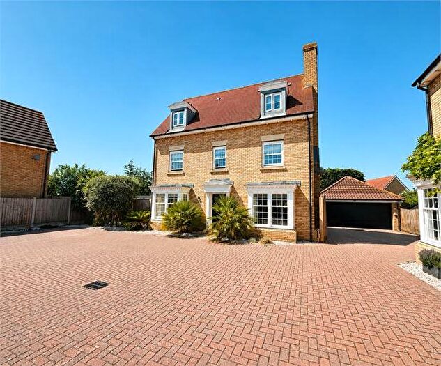 5 Bedroom Detached House For Sale In Ormesby Chine, South Woodham Ferrers, South Woodham Ferrers, Chelmsford., CM3