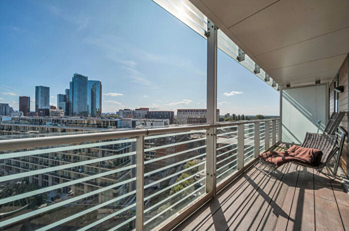 2 Bedroom Apartment For Sale In Kelso Place, Manchester, Greater Manchester, M15